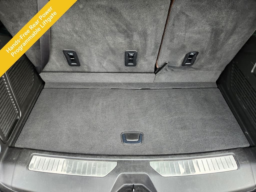 Used 2023 Black Chevrolet High Country image 19