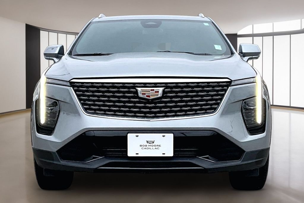 Used 2025 Silver Cadillac Premium Luxury image 3