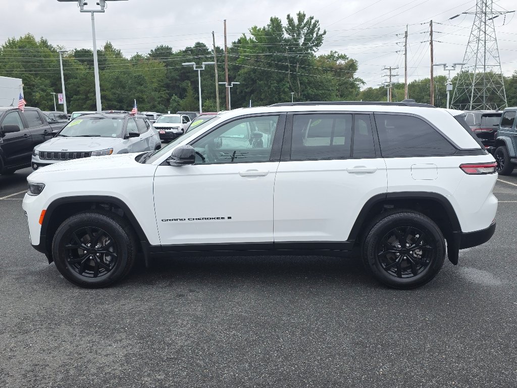 Used 2026 Bright White Clear Coat Jeep Altitude image 12