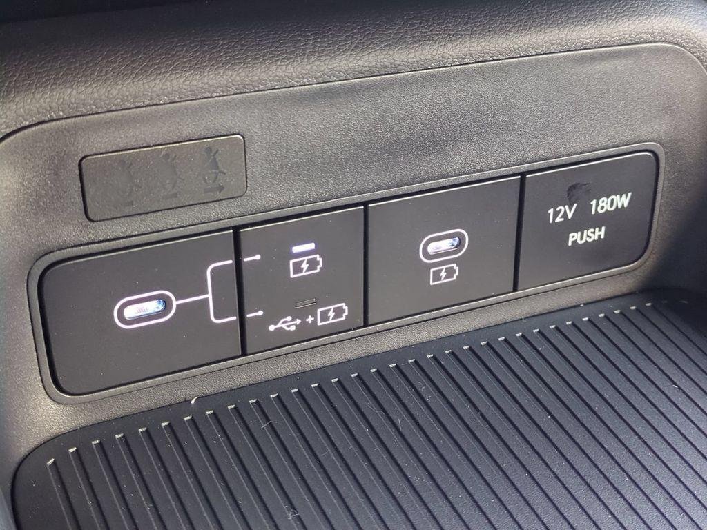 New 2027 Yellow Hyundai SE FWD image 25