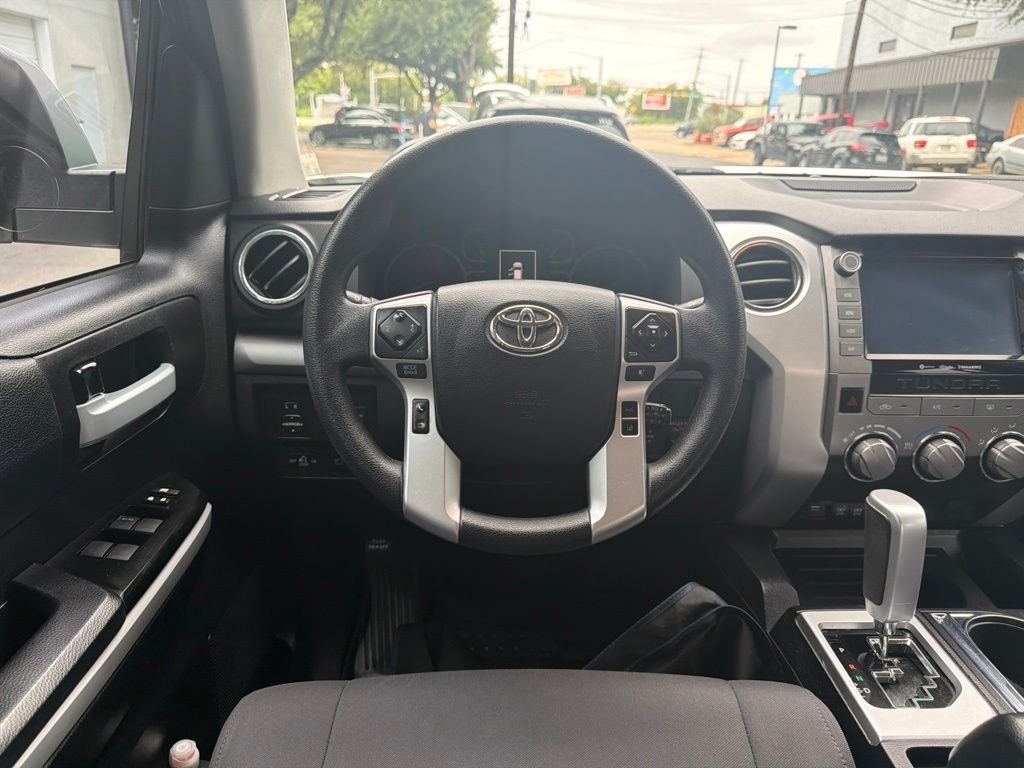 Used 2021 White Toyota SR5 image 23
