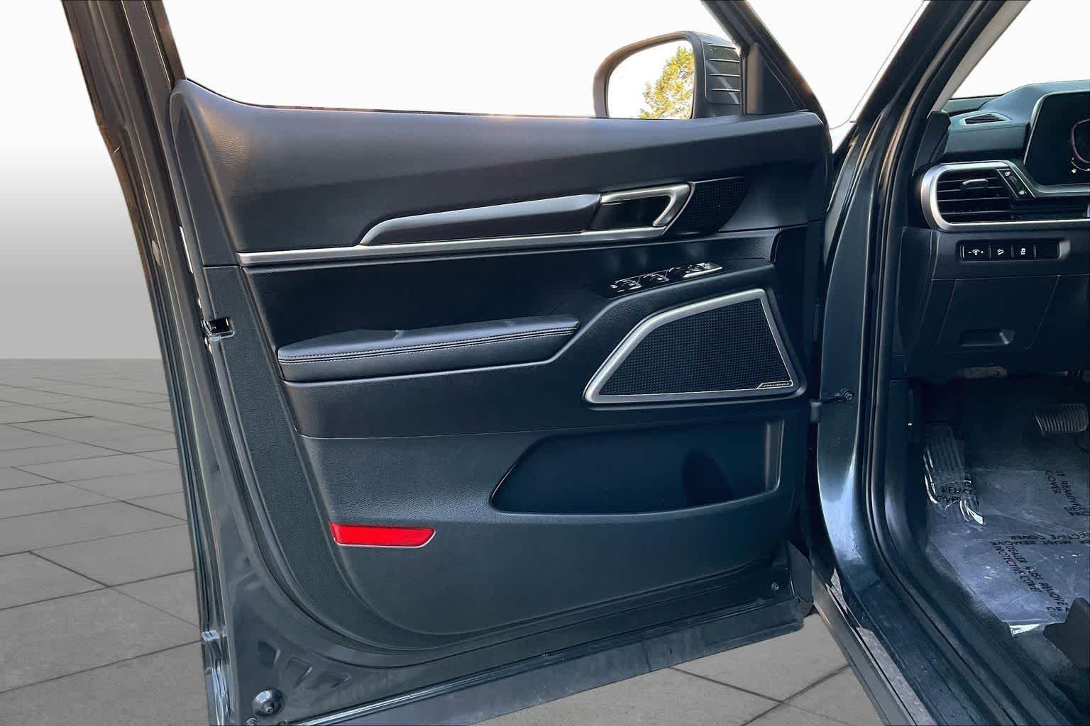 Used 2024 Gravity Gray Kia S image 20