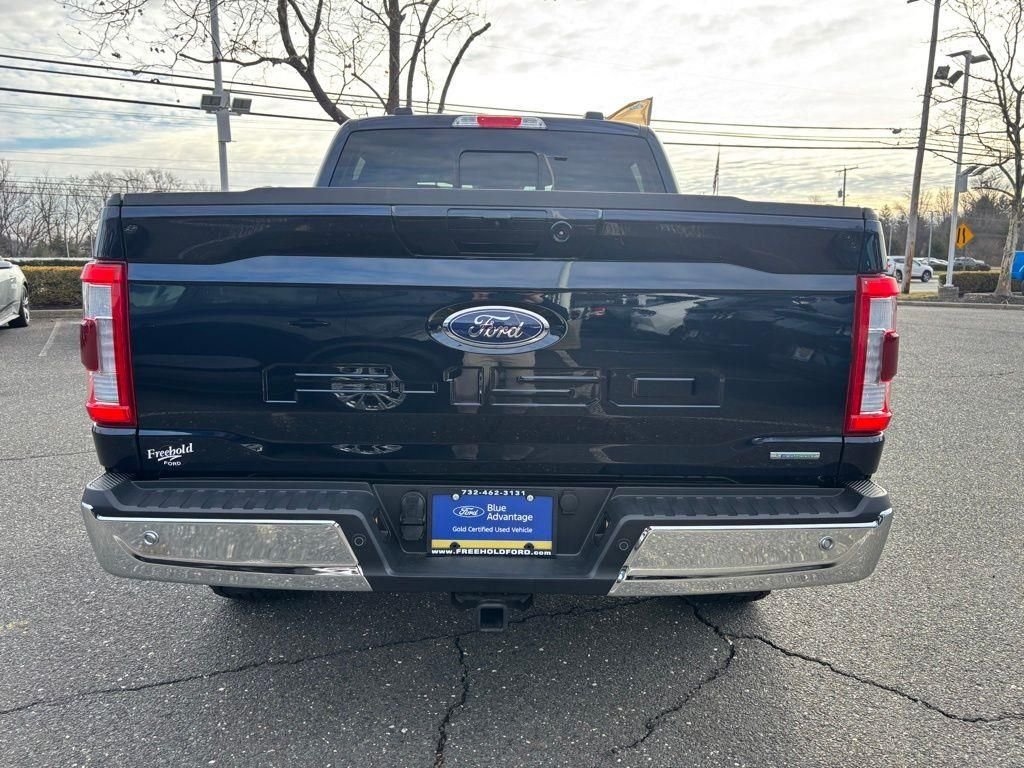 Certified Used 2022 Blue Metallic Ford Lariat image 8