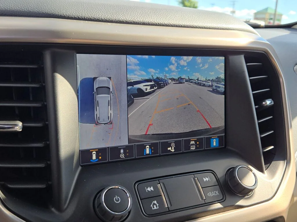 Used 2023 Black GMC Denali image 33