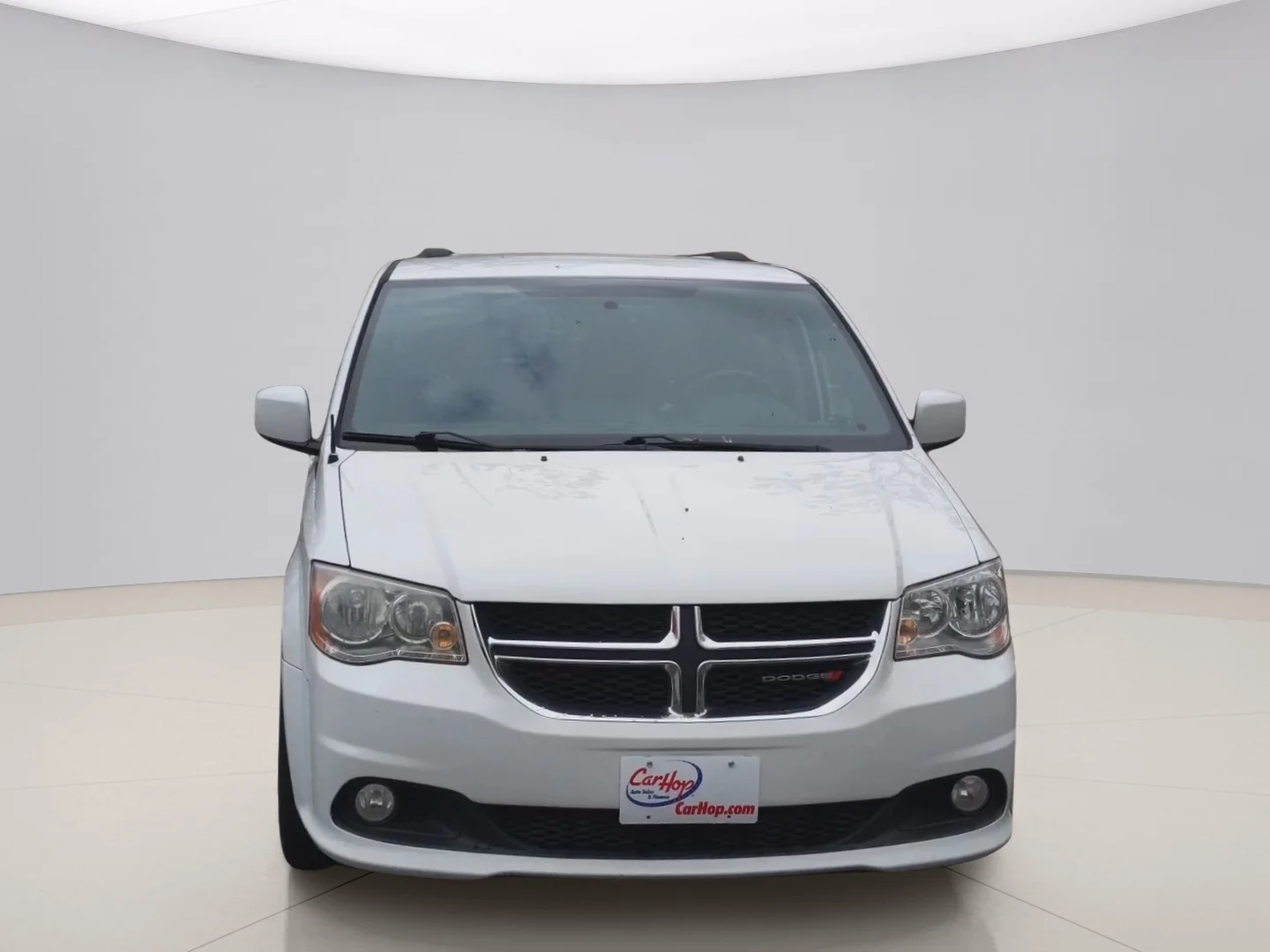 Used 2015 White Dodge SXT image 8