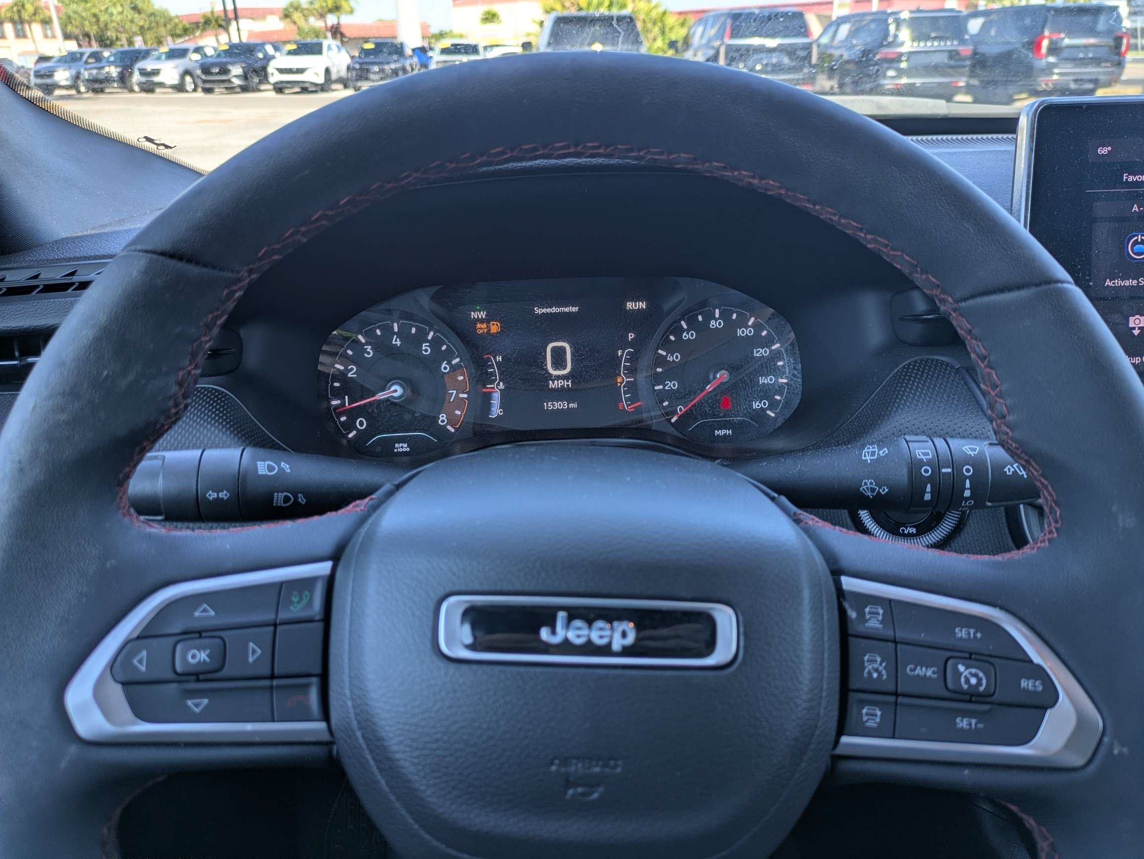 Used 2024 Diamond Black Crystal Pearlcoat Jeep Trailhawk image 26
