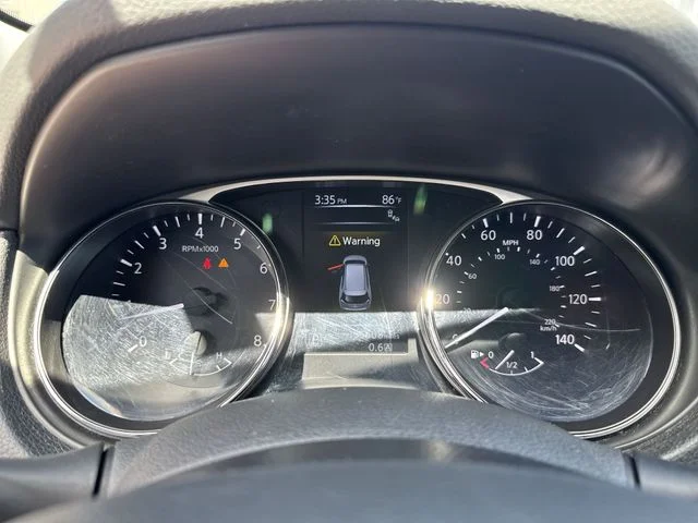 Used 2016 Gray Nissan SV image 19