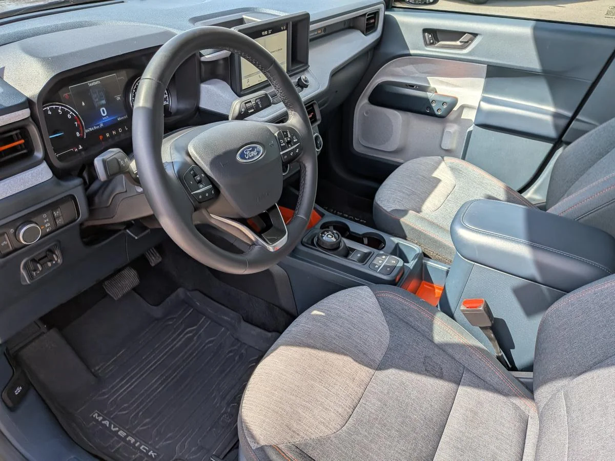 Used 2023 Grey Ford XLT image 13