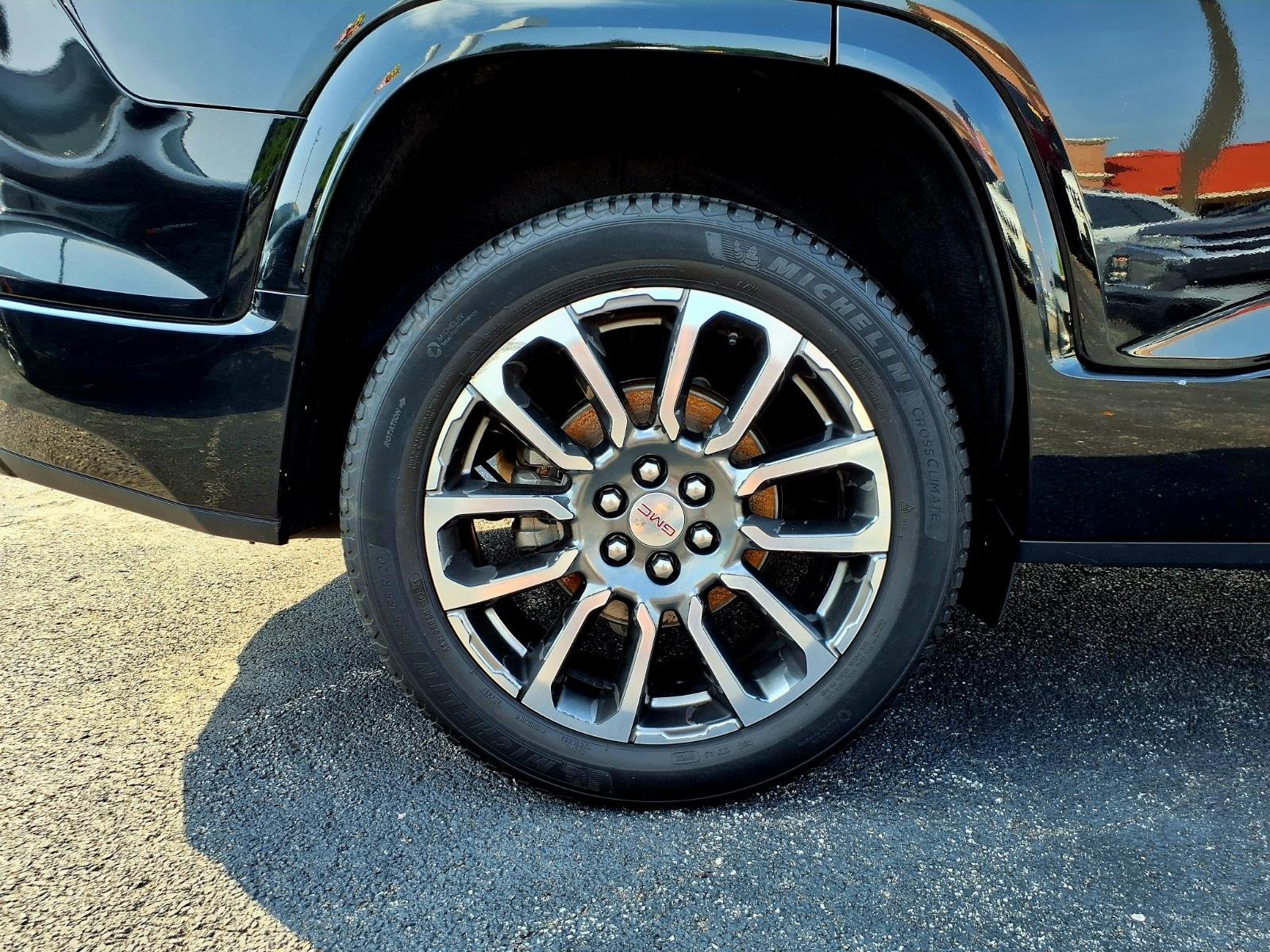 Used 2021 Ebony Twilight Metallic GMC Denali image 6