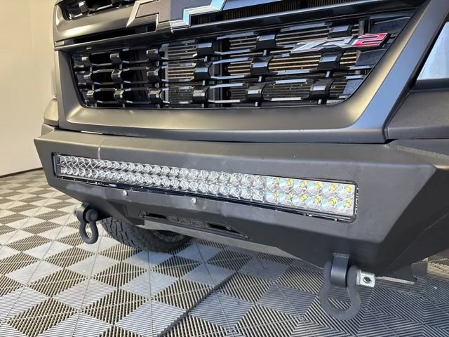 Used 2018 SATIN STEEL METALLIC Chevrolet 4WD ZR2 image 36