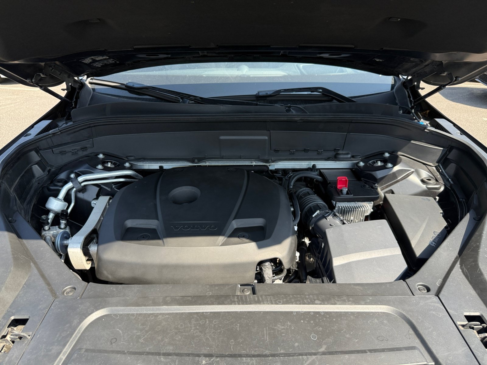 Used 2019 Onyx Black Metallic Volvo T6 R-Design image 20