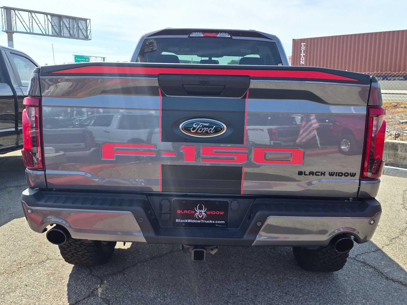 New 2026 Carbonized Gray Metallic Ford XL image 6