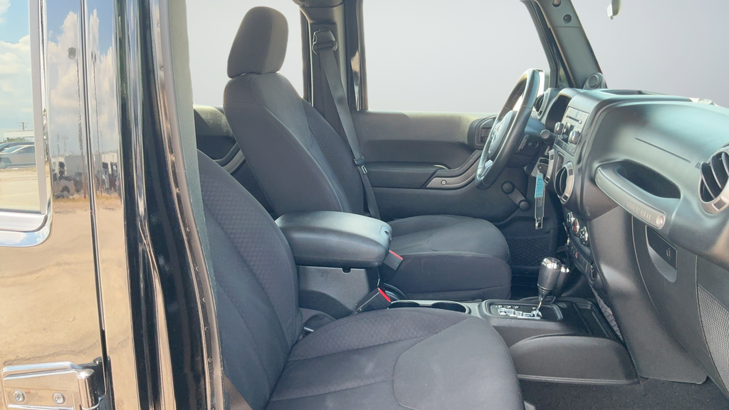Used 2013 Black Jeep Unlimited Sport image 20