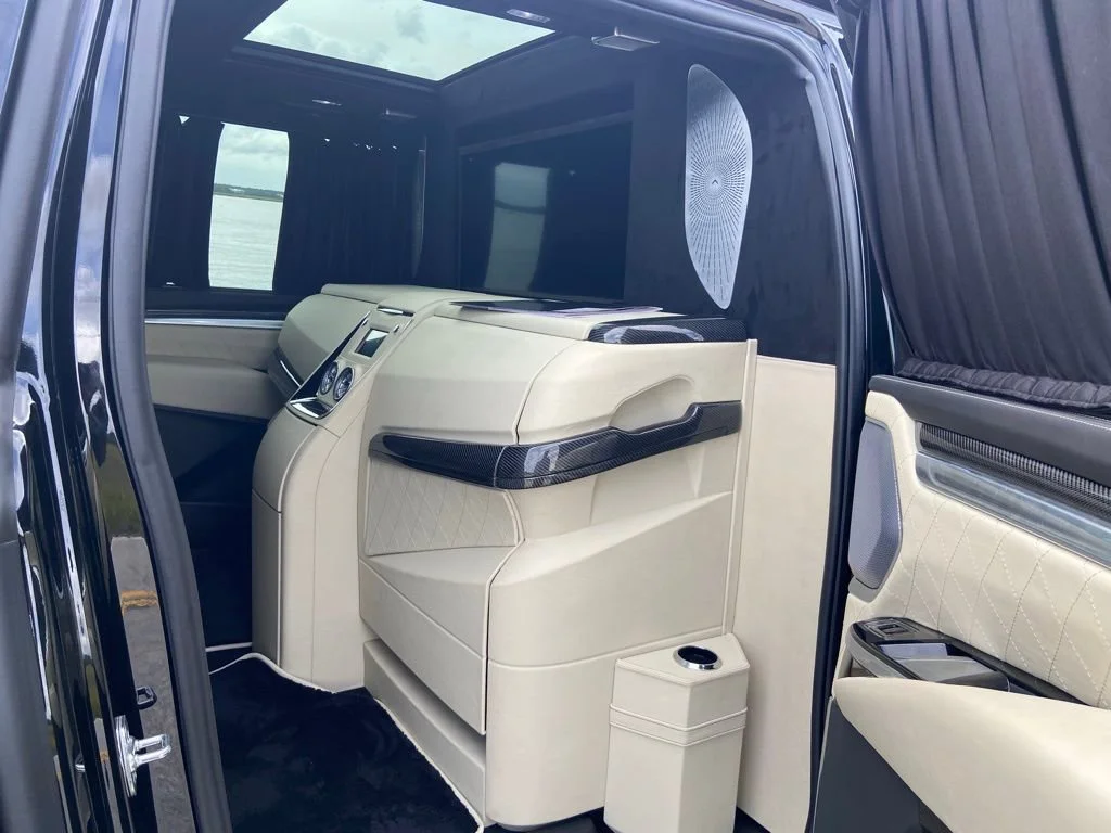 2025 Cadillac Escalade ESV Sport Platinum - Photo 16