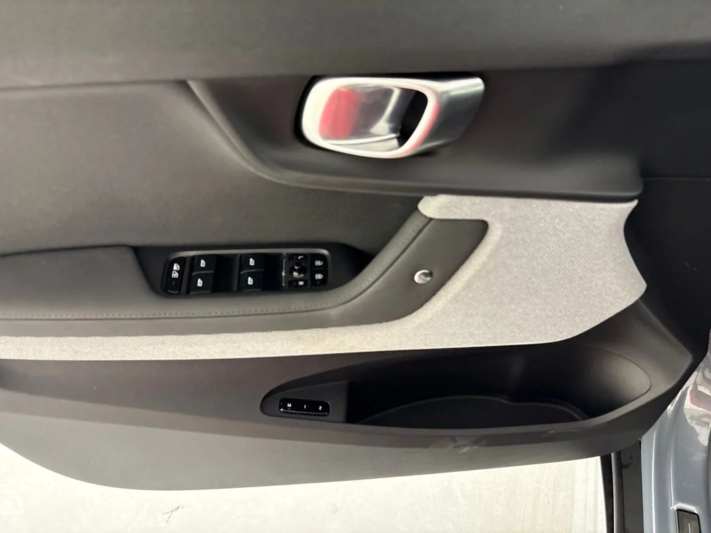 Used 2024 Gray Polestar Long Range Single Motor image 23