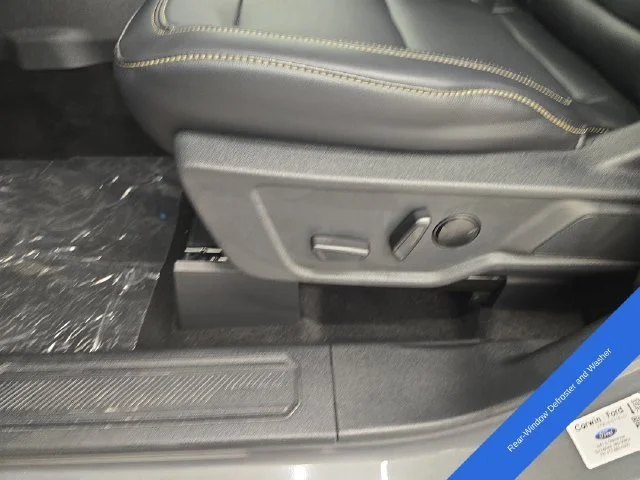 New 2026 Carbonized Gray Metallic Ford Badlands® image 43