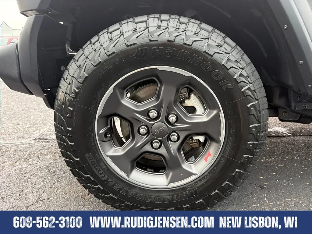 Used 2019 Black Jeep Sport S image 26