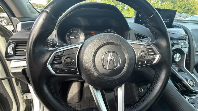 Used 2019  Acura Base image 20