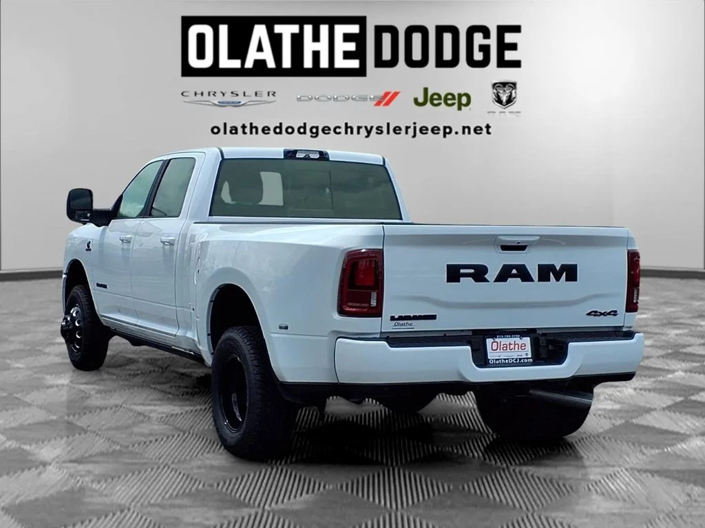 New 2026 Bright White Clear-Coat Exterior Paint RAM Laramie image 3