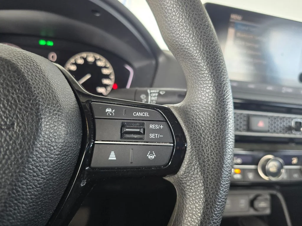 Used 2025 Red Honda LX image 22