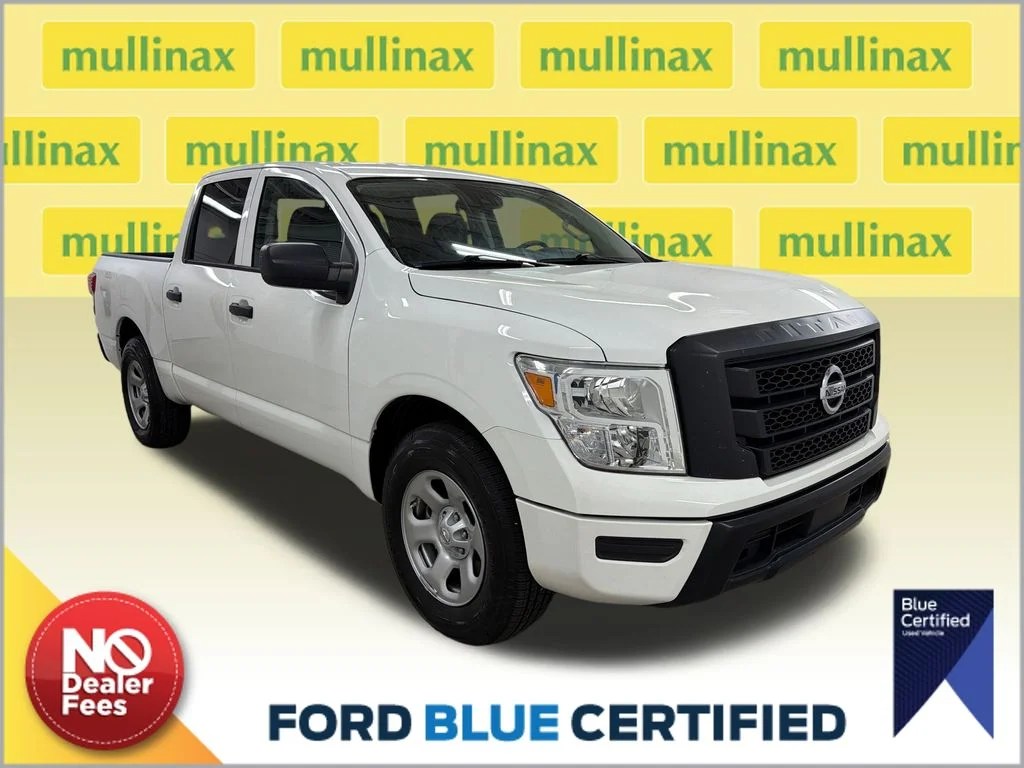 2022 Nissan Titan S RWD photo