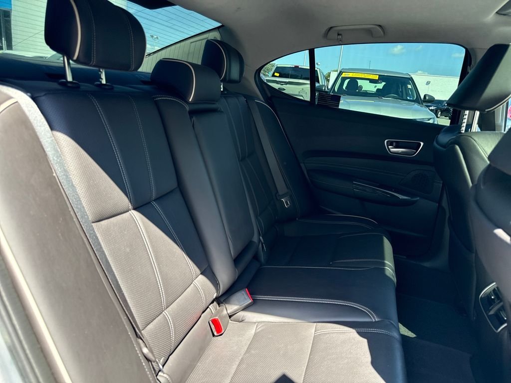 Used 2020 Silver Acura 3.5L Technology Pkg image 21