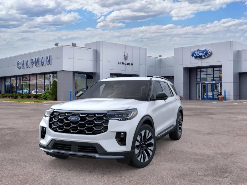 New 2026 Star White Metallic Tri-Coat Ford Platinum™ image 2