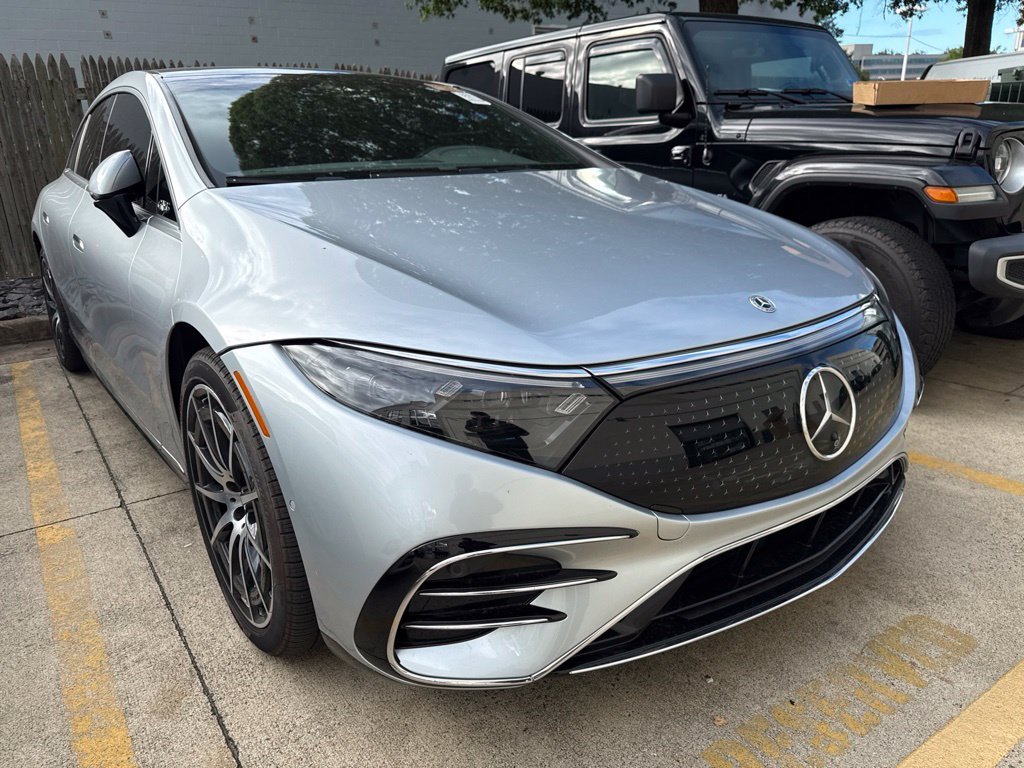 Used 2023 Cirrus Silver Metallic Mercedes-Benz 580 image 2