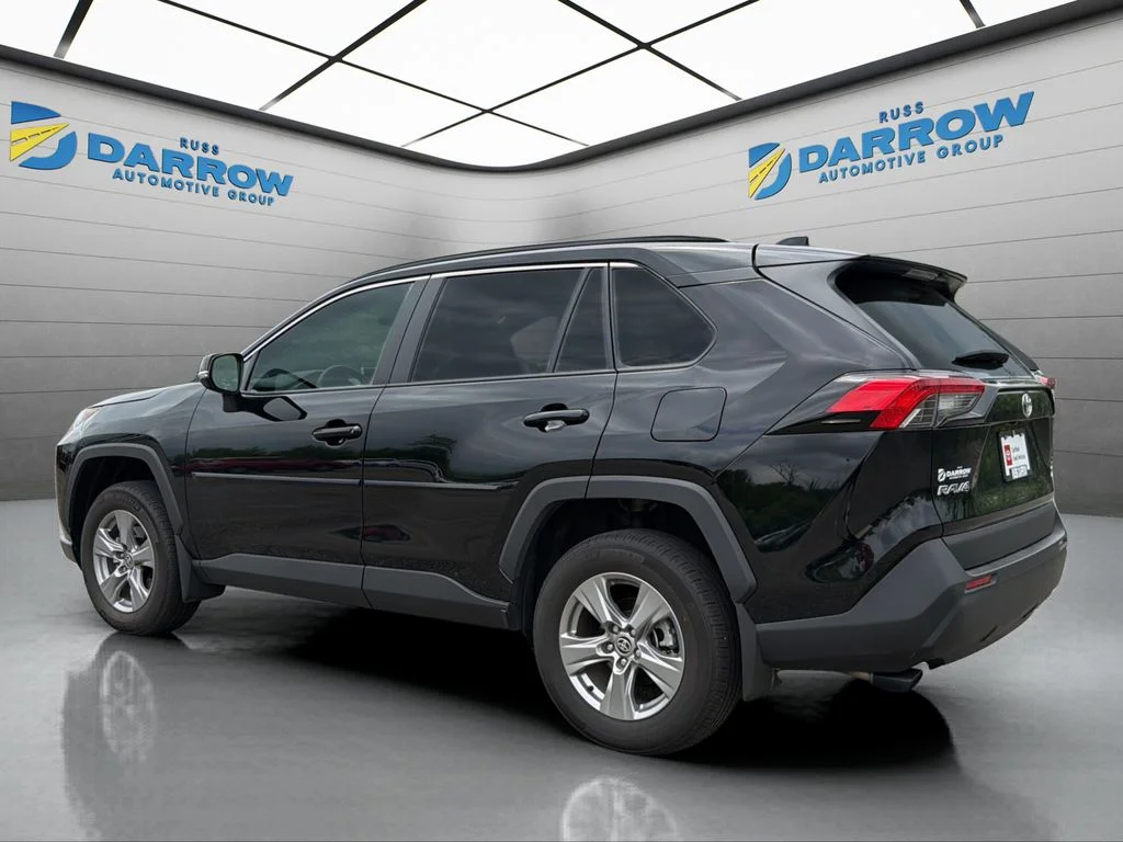 Used 2025 Black Toyota XLE image 4