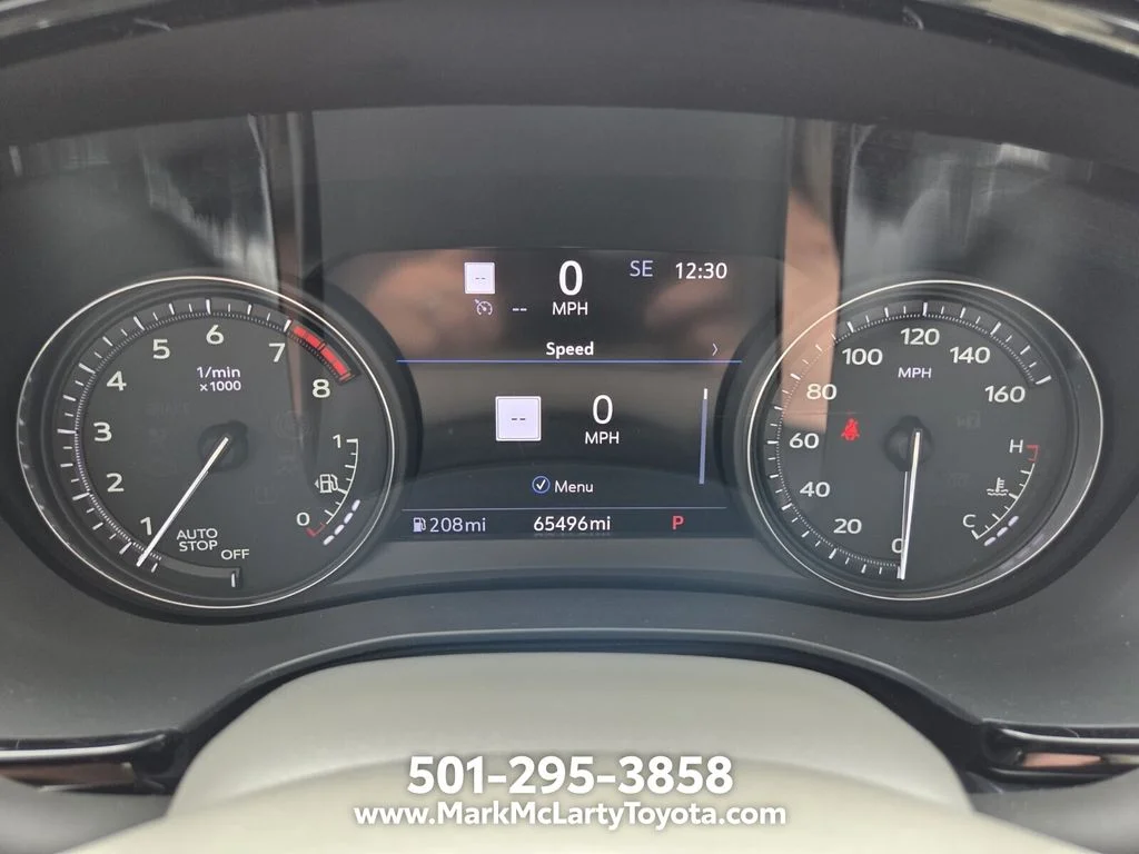 Used 2024 Silver Cadillac Premium Luxury image 27