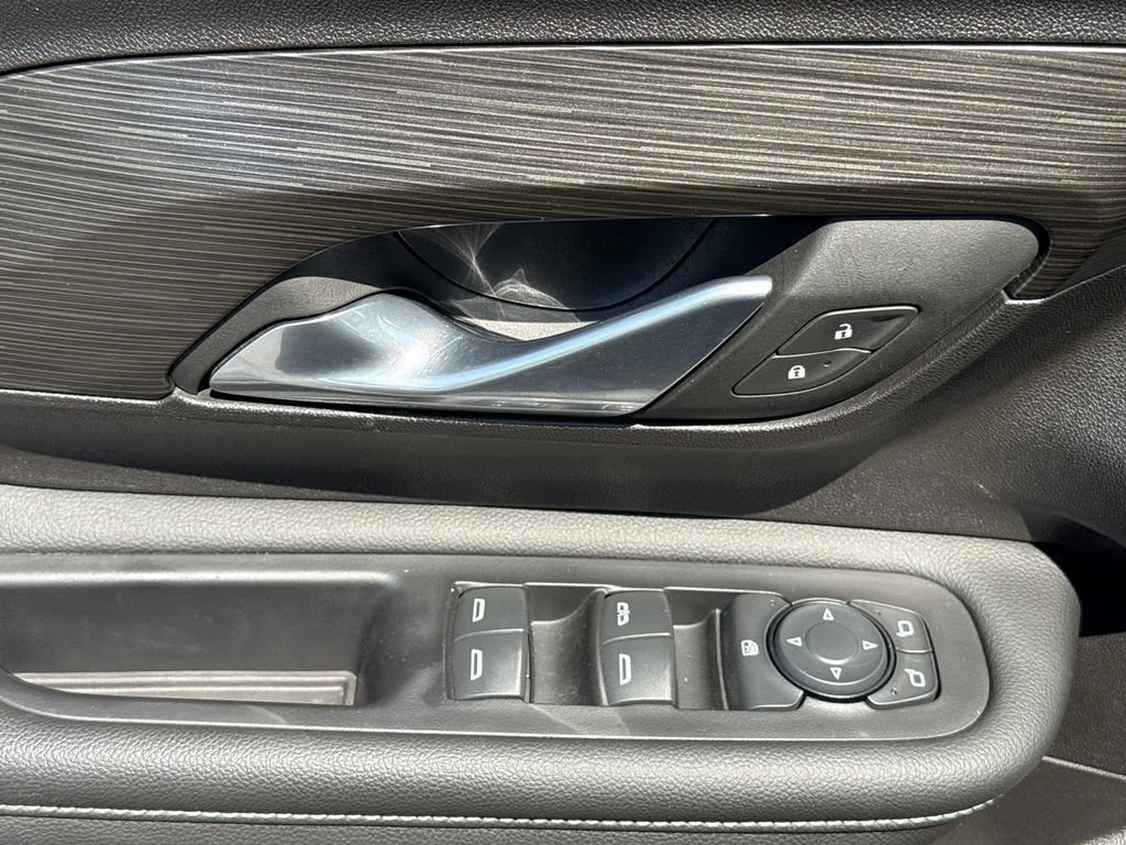 2024 GMC Terrain SLE - Photo 16