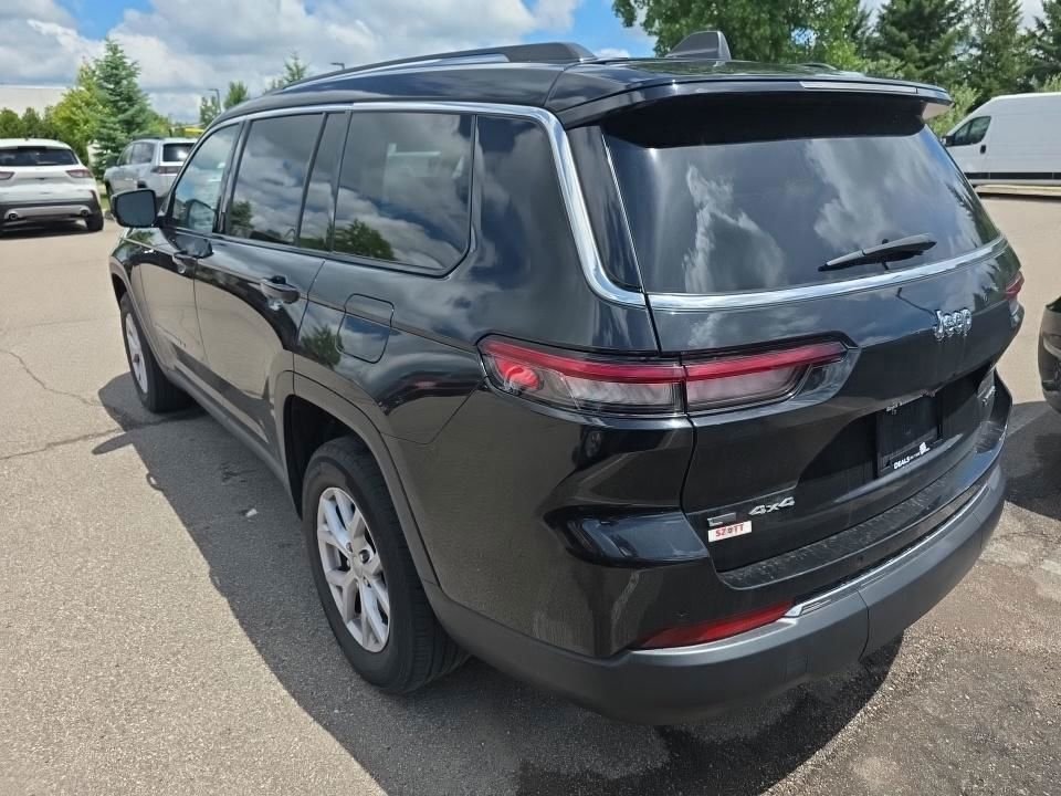 Used 2022 Black Jeep Limited image 5
