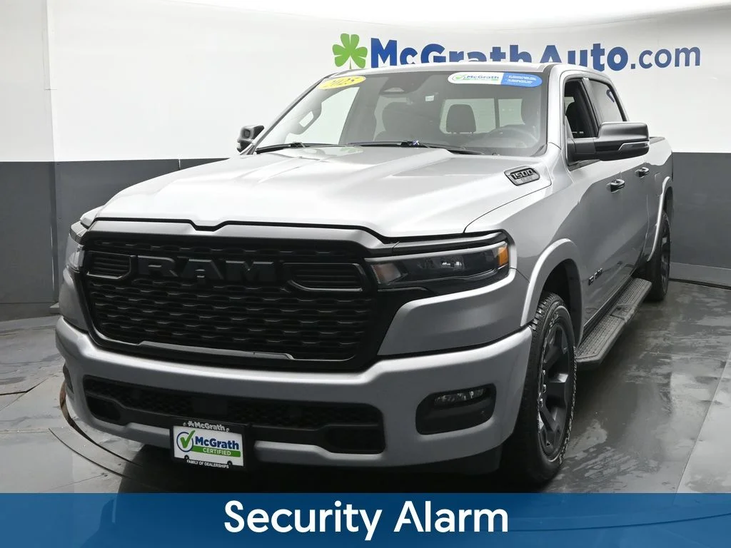 Used 2025 Silver Ram Big Horn/Lone Star image 21