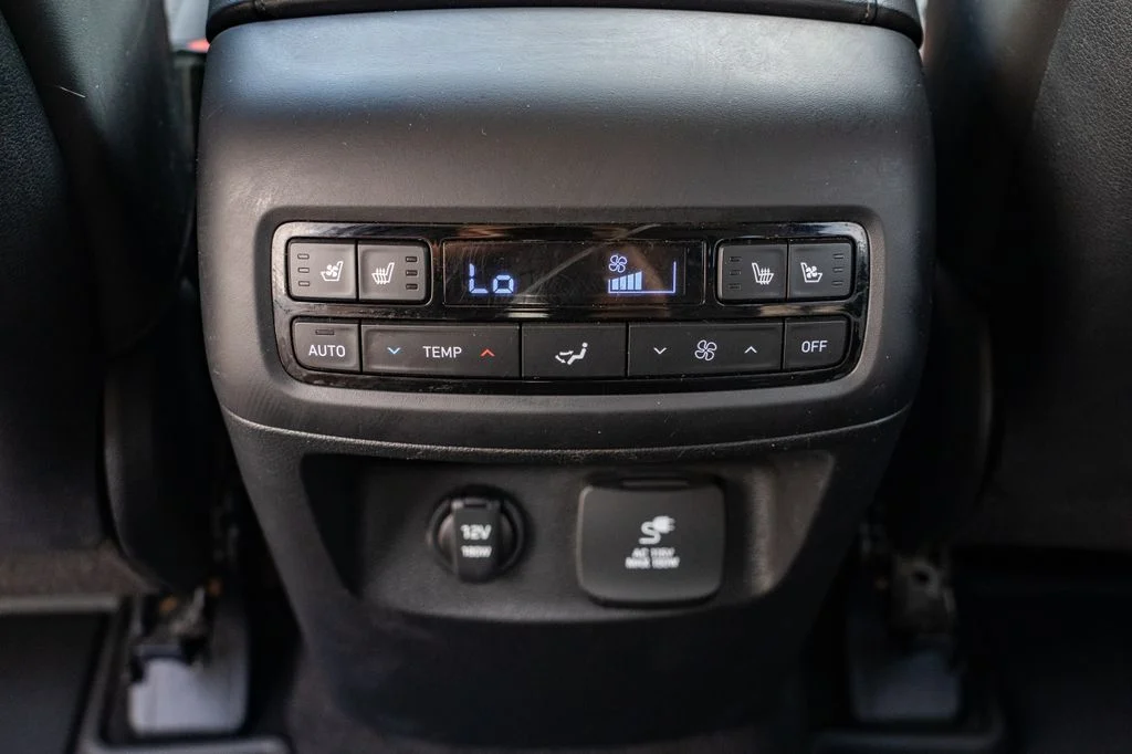 Used 2023 Gray Hyundai SEL image 9