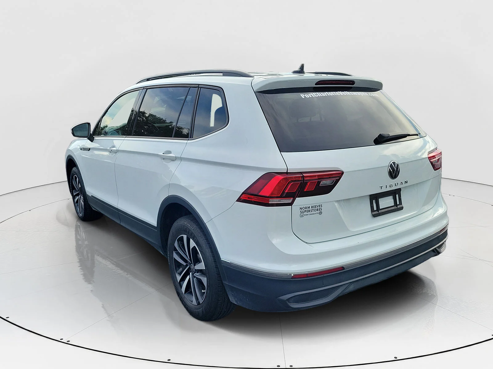 Used 2023 Pure White Volkswagen 2.0T S image 30