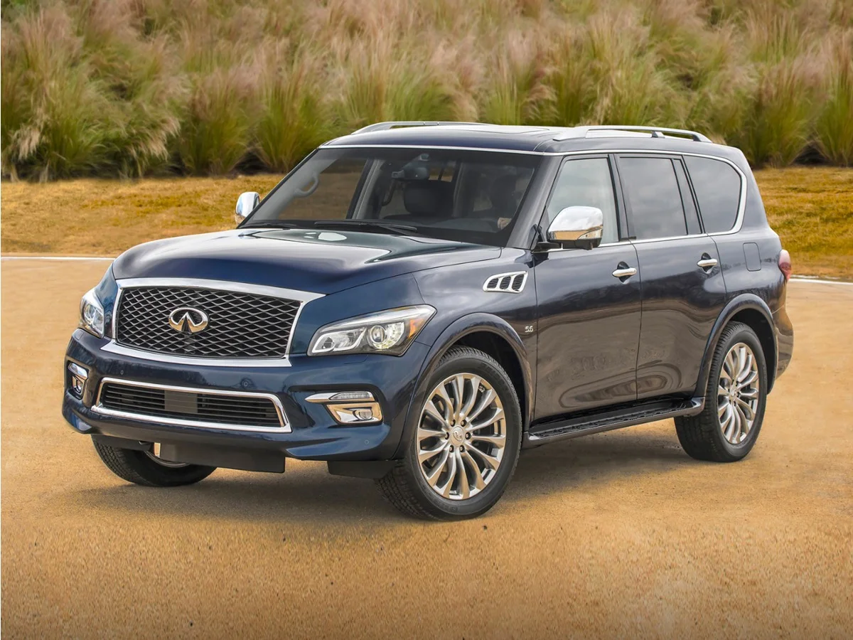 Used 2015 White INFINITI Base image 1