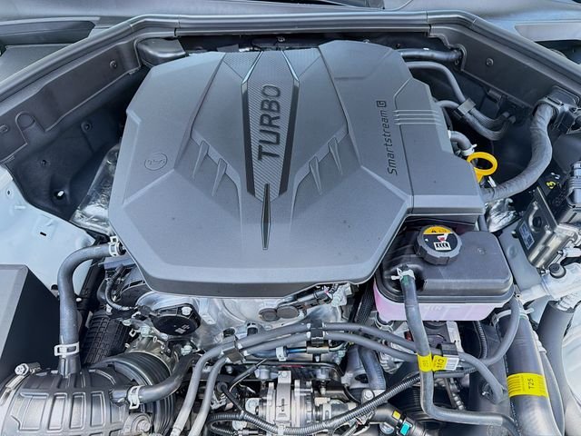 New 2026 White Genesis 2.5T image 30