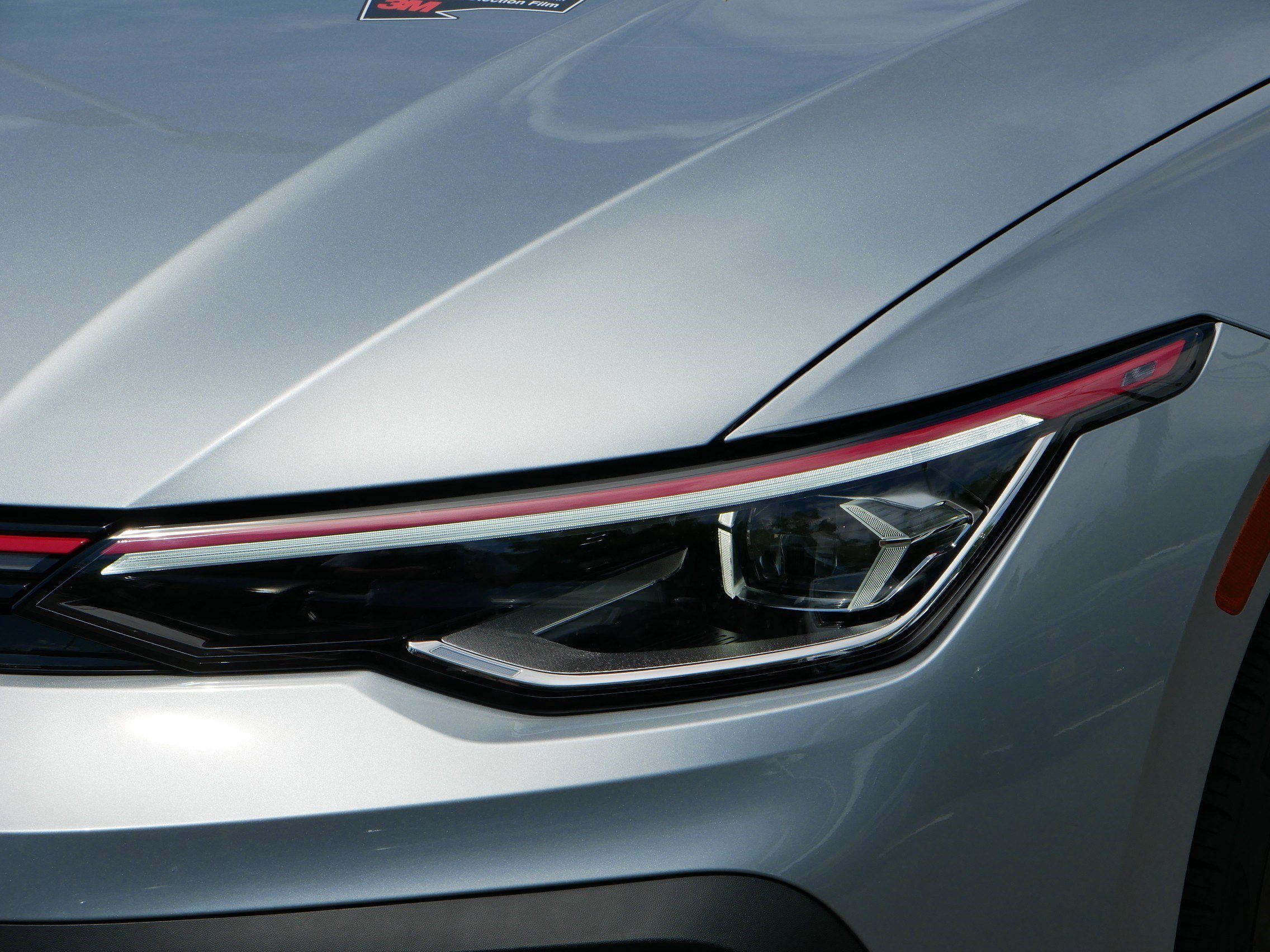 2025 Volkswagen Golf GTI SE - Photo 2