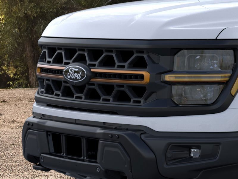 New 2025 Space White Metallic Ford Tremor® image 47
