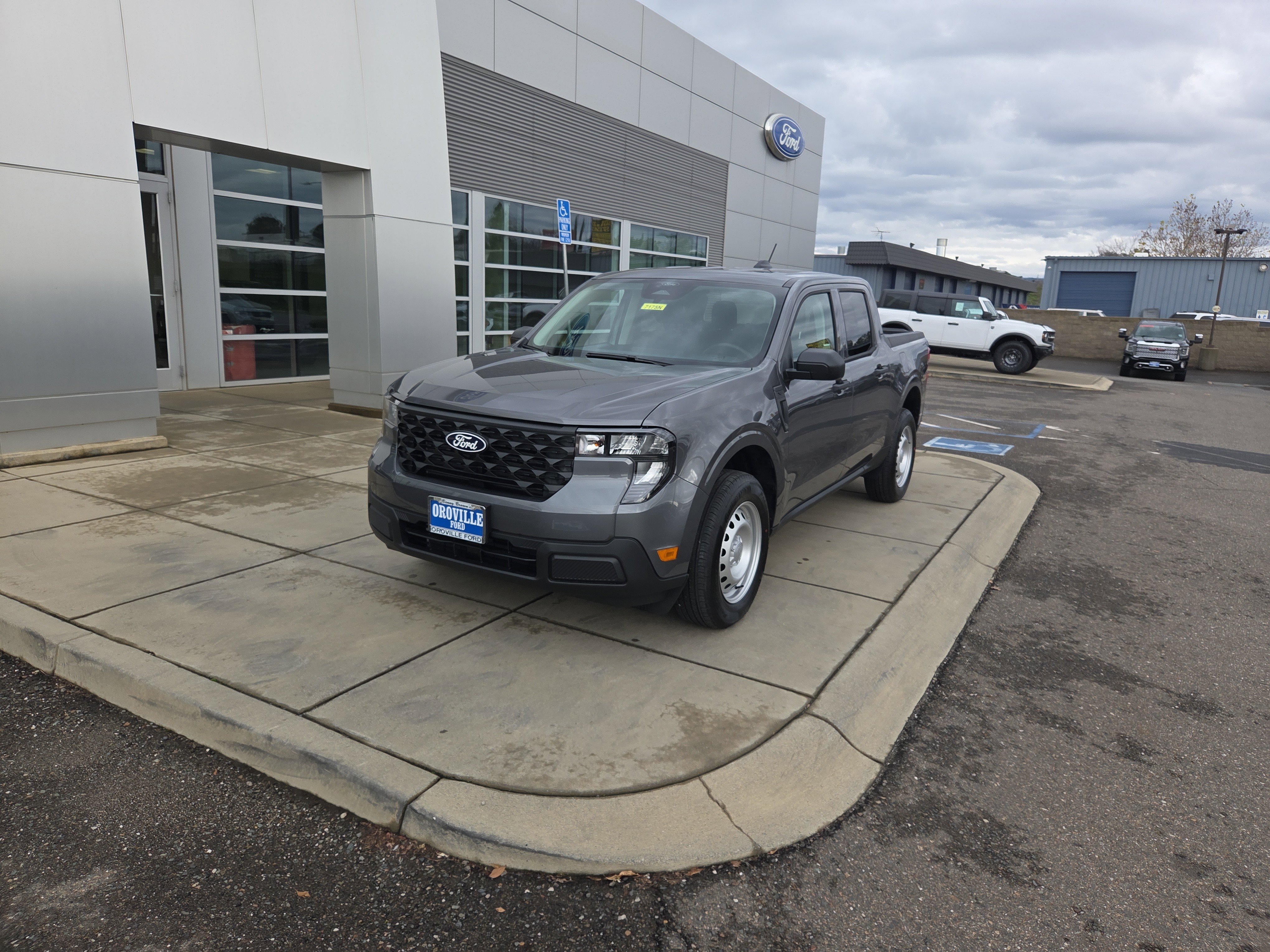 2026 Ford Maverick XL