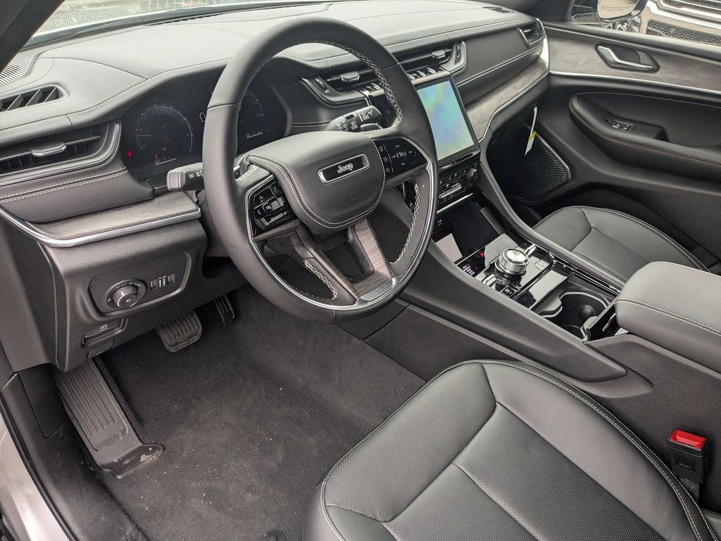 2025 Jeep Grand Cherokee L Overland - Photo 11