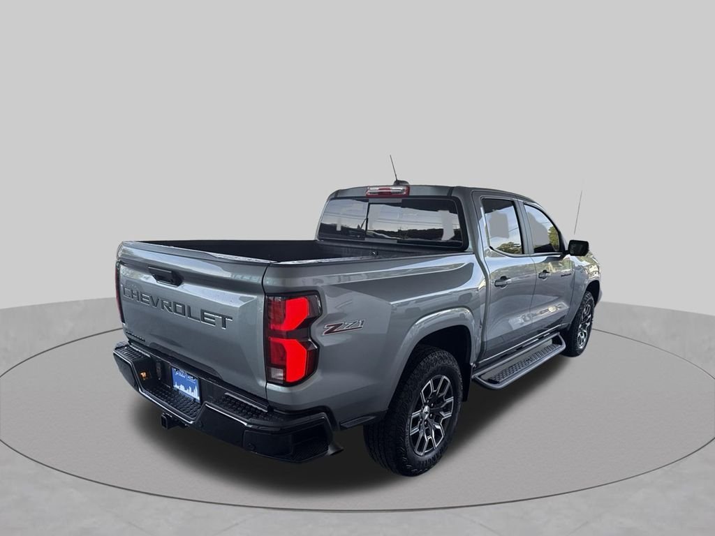 Used 2025 Gray Chevrolet Z71 image 8