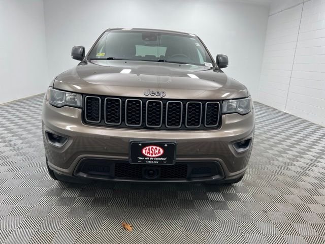 Used 2021 Brown Jeep Limited image 3