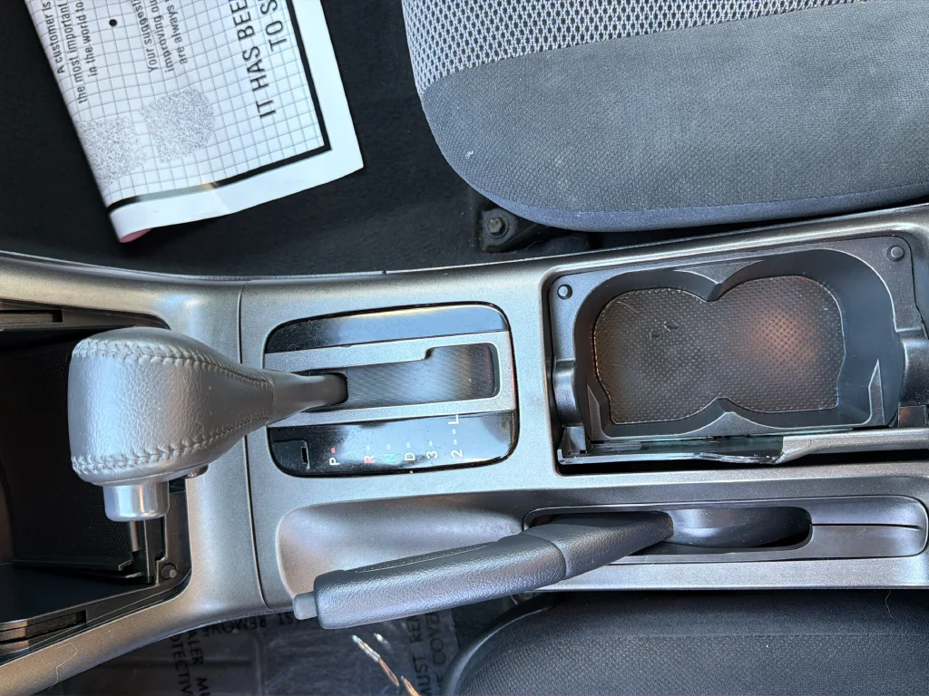 Used 2005 White Toyota SE image 18