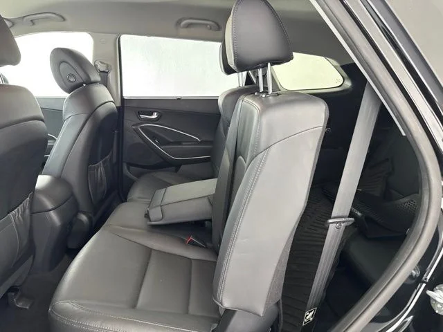 Used 2015 Black Hyundai GLS image 24