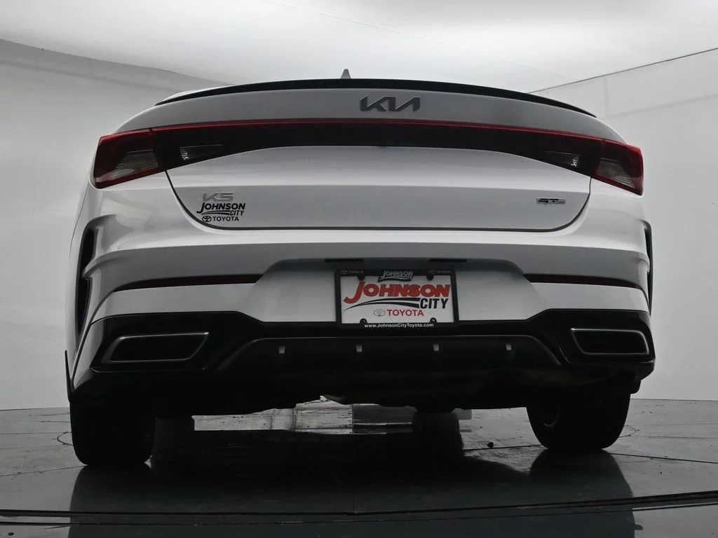 Used 2023 White Kia GT-Line image 35