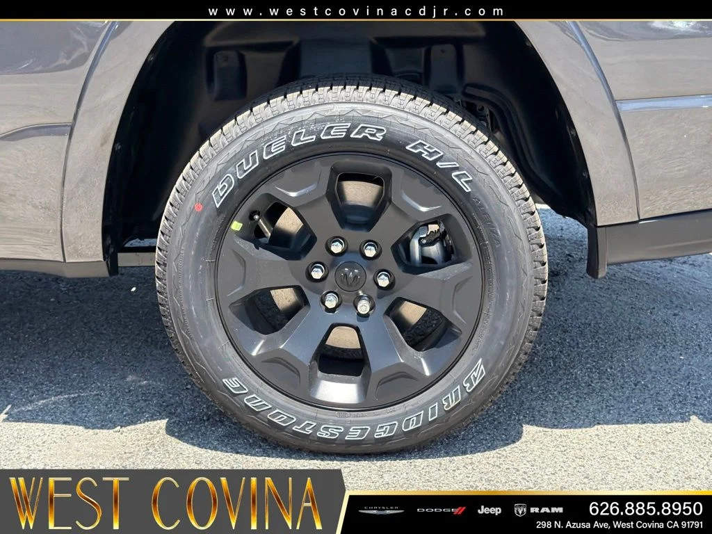 New 2026 Granite Crystal Metallic Clearcoat RAM Big Horn/Lone Star image 17
