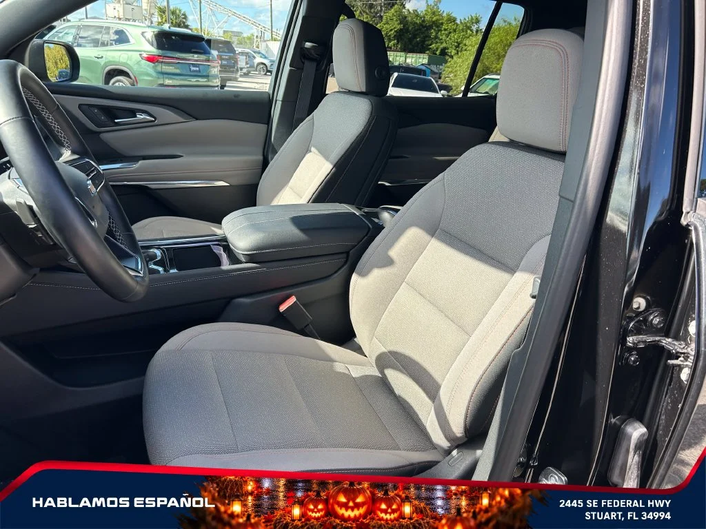 Used 2026 Mosaic Black Metallic Chevrolet LT image 14