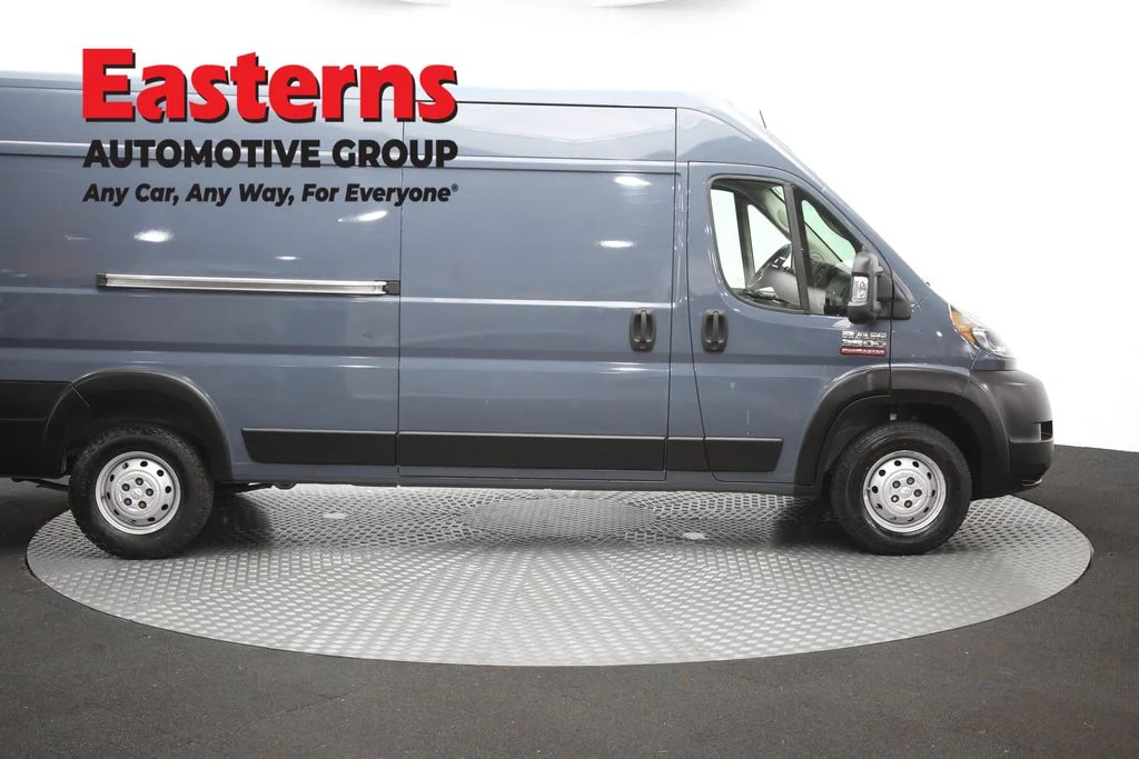 Used 2022 Blue Ram High Roof image 40