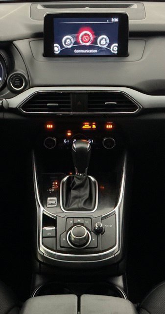 Used 2018 White Mazda Touring image 18